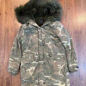 ZARA WOMENS TRAFALUC OUTERWEAR CAMO HOODED PARKA JACKET COAT SIZE M